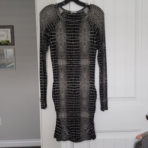 Tart Black Print Ruched Dress